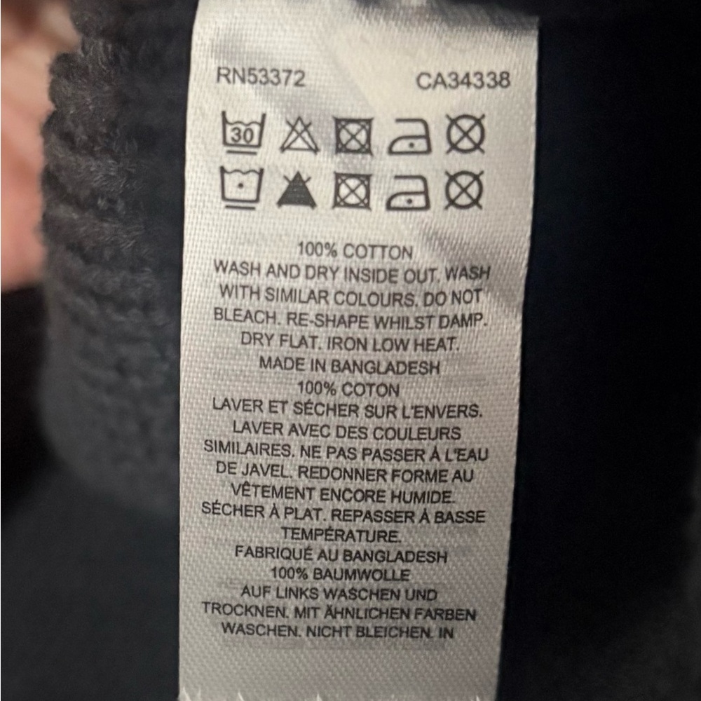 NWT French Connection Women's Black Sweater - Picture 4 of 4